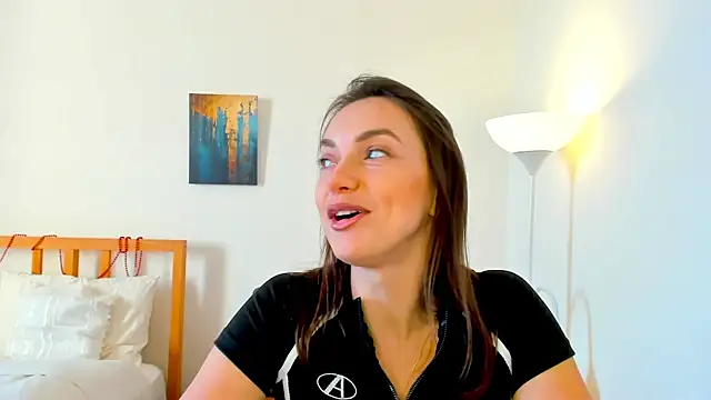 Snapshot of LovelyeeMia chatting on January 2025 11:40:02 AM LovelyeeMia online show from January 2025 11:40:02 AM