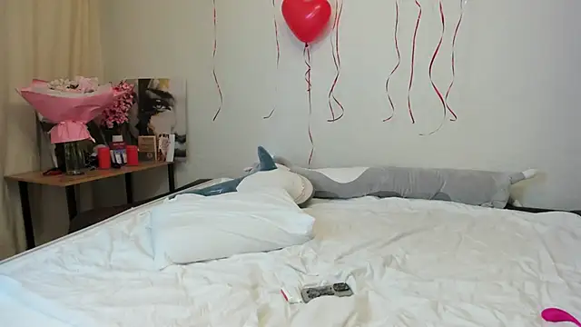 Shadow Dance online show from February 2025 02:44:02 PM