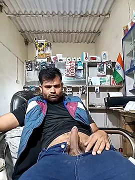 Snapshot of Priynkarani chatting on November 2025 07:27:01 AM Priynkarani online show from November 2025 07:27:01 AM