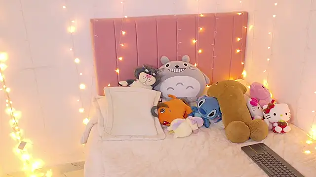 Snapshot of p3ach1 chatting on December 2025 03:15:02 AM p3ach1 online show from December 2025 03:15:02 AM