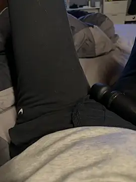 Ana-05 online show from February 2026 07:32:02 PM