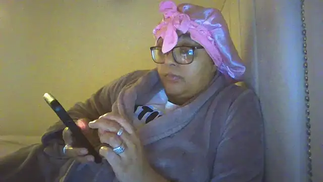 vanilla chocolate23 online show from February 2025 09:26:02 PM