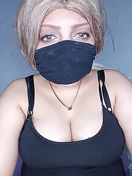 Loolly online show from June 2026 09:02:01 PM