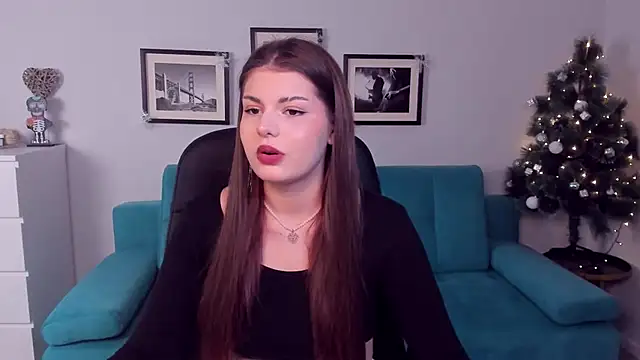 AdeliaKiss online show from December 2024 05:47:02 PM