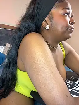 zoe 23  online show from March 2026 12:00:01 PM