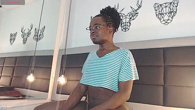 candy lovee69 online show from December 2024 01:28:01 PM