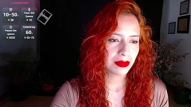 Snapshot of sahra_taylor_ chatting on February 2025 02:38:02 PM sahra taylor online show from February 2025 02:38:02 PM