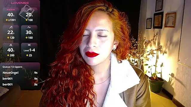 Snapshot of sahra_taylor_ chatting on February 2025 08:18:01 PM sahra taylor online show from February 2025 08:18:01 PM