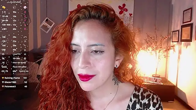 Snapshot of sahra_taylor_ chatting on February 2025 08:53:02 PM sahra taylor online show from February 2025 08:53:02 PM