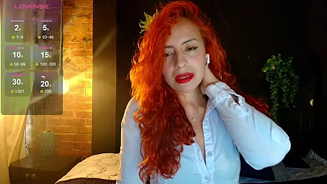 Snapshot of sahra_taylor_ chatting on October 2025 04:27:02 PM sahra taylor online show from October 2025 04:27:02 PM