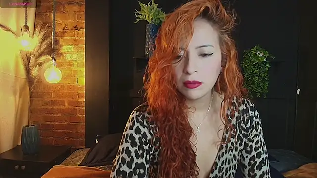 Snapshot of sahra_taylor_ chatting on November 2025 02:38:01 PM sahra taylor online show from November 2025 02:38:01 PM