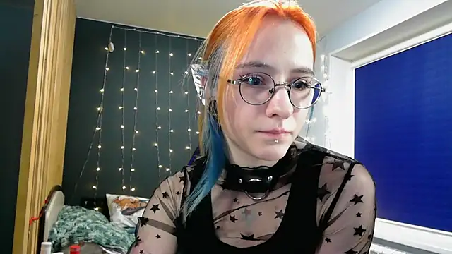 Snapshot of Honelin chatting on December 2024 06:01:02 PM Honelin online show from December 2024 06:01:02 PM