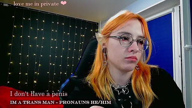 Snapshot of Honelin chatting on February 2025 10:30:02 PM Honelin online show from February 2025 10:30:02 PM