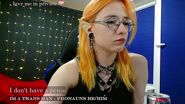 Snapshot of Honelin chatting on February 2025 08:32:01 PM Honelin online show from February 2025 08:32:01 PM