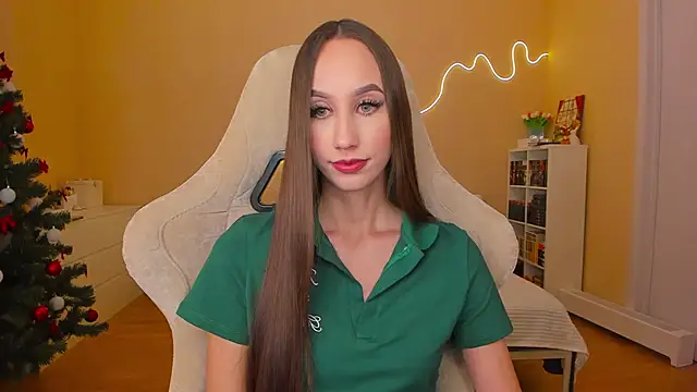 Snapshot of your_emily_ chatting on January 2025 08:17:01 PM your emily online show from January 2025 08:17:01 PM