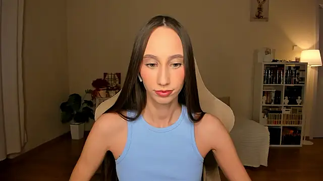 Snapshot of your_emily_ chatting on February 2026 04:30:01 PM your emily online show from February 2026 04:30:01 PM