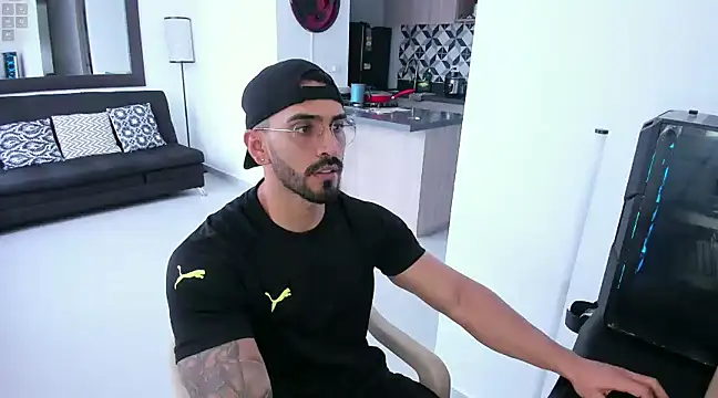 tony muscle online show from February 2025 08:31:02 PM