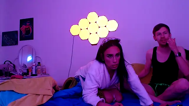 jonny-bisexual online show from November 2025 07:49:02 PM