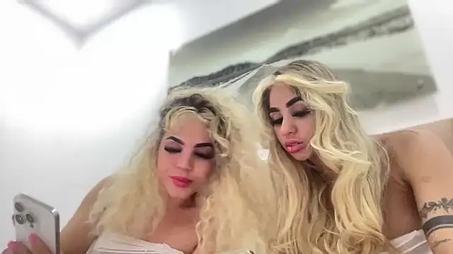 Susandolls online show from October 2025 10:05:01 AM