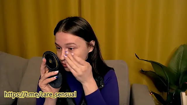 Snapshot of M_Sensual chatting on December 2024 04:42:01 AM M Sensual online show from December 2024 04:42:01 AM