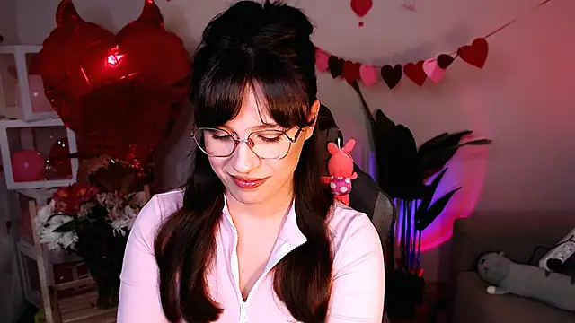 Snapshot of M_Sensual chatting on March 2026 08:42:01 PM M Sensual online show from March 2026 08:42:01 PM