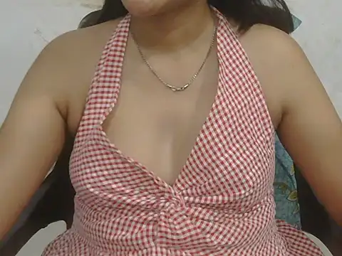 DOLL CUTY online show from May 2026 06:05:01 PM