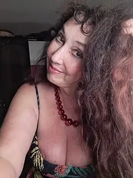 GypsyEsmeralda online show from June 2026 06:28:01 PM