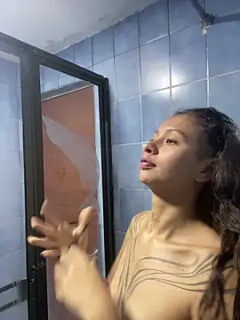 Andi9  online show from February 2025 11:58:02 PM