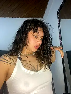 Andi9  online show from October 2025 12:54:01 AM