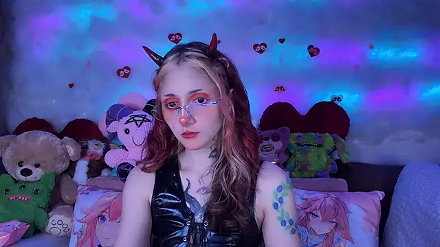 Snapshot of _Devill_Baby chatting on April 2026 07:58:02 PM Devill Baby online show from April 2026 07:58:02 PM