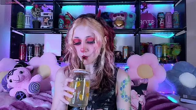  Devill Baby online show from July 2026 07:24:01 PM