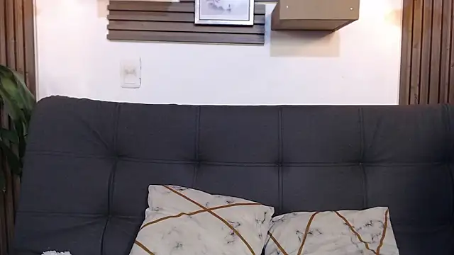 rihannagil online show from January 2026 04:49:02 AM