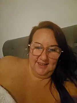 Bekahblows online show from October 2025 09:45:01 PM