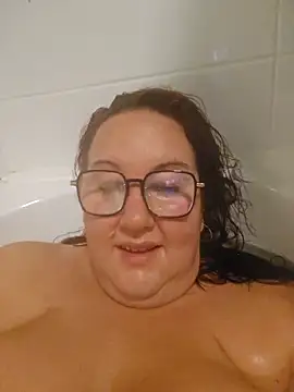 Bekahblows online show from October 2025 09:14:01 PM