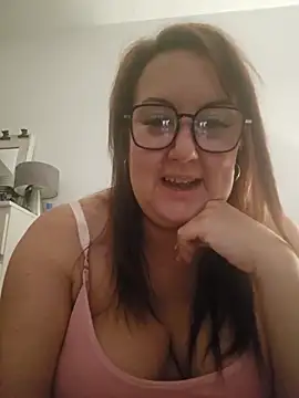 Bekahblows online show from November 2025 05:51:02 AM