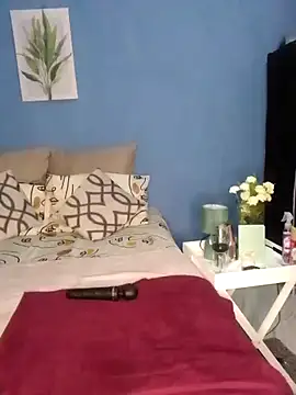 NunuBerry16 online show from February 2025 06:59:01 PM