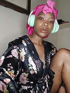 NunuBerry16 online show from July 2026 10:38:02 PM