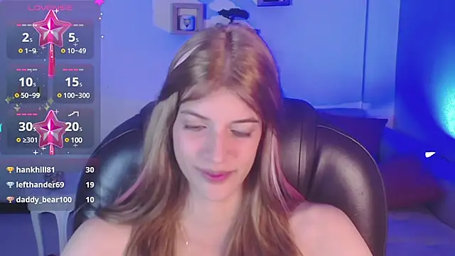 Snapshot of Nora_Vennucci chatting on January 2025 11:09:01 PM Nora Vennucci online show from January 2025 11:09:01 PM