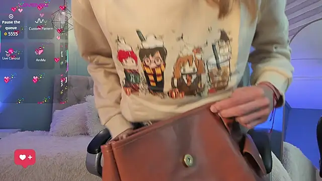 Nora Vennucci online show from February 2026 07:36:02 PM