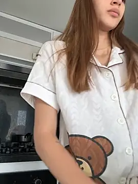 Nora Vennucci online show from July 2026 04:42:02 PM