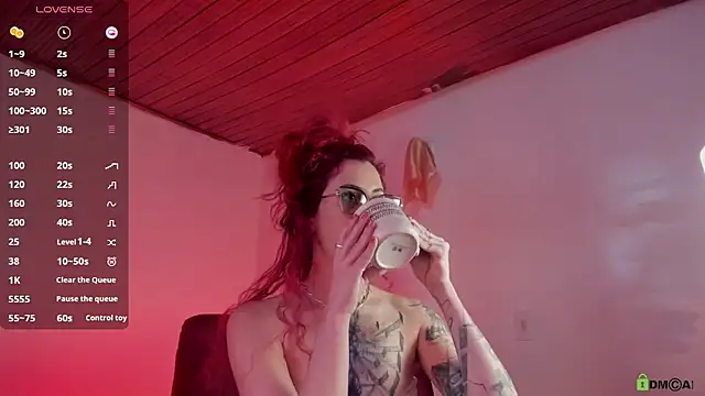 Snapshot of Borbala_Iggy chatting on December 2024 03:47:02 PM Borbala Iggy online show from December 2024 03:47:02 PM