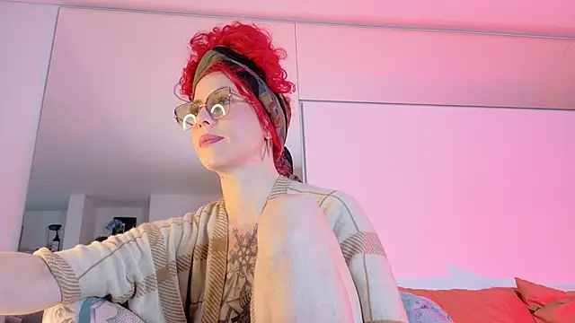 Snapshot of Borbala_Iggy chatting on October 2025 07:23:02 PM Borbala Iggy online show from October 2025 07:23:02 PM