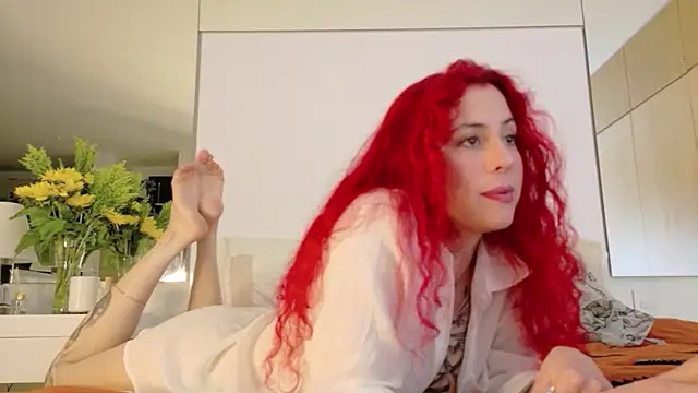 Snapshot of Borbala_Iggy chatting on November 2025 02:55:02 AM Borbala Iggy online show from November 2025 02:55:02 AM