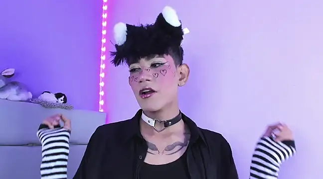 andrew uwu  online show from March 2025 05:27:01 PM