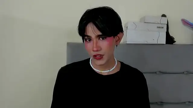 Snapshot of andrew_uwu_ chatting on June 2026 10:43:01 PM andrew uwu online show from June 2026 10:43:01 PM