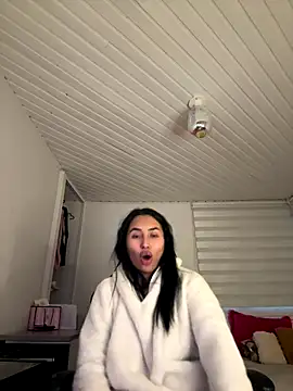 Anily Lovely online show from September 2025 11:04:01 PM