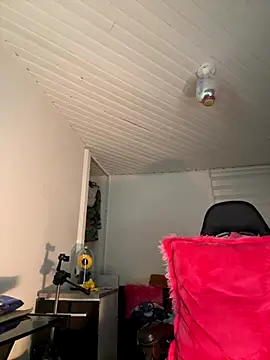 Anily Lovely online show from September 2025 12:26:02 AM