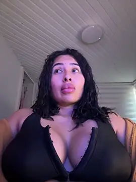 Anily Lovely online show from May 2026 08:59:01 PM