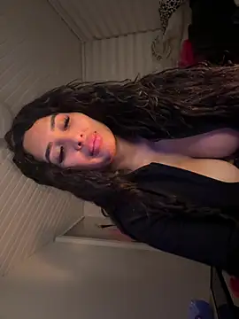 Anily Lovely online show from May 2026 12:16:02 AM