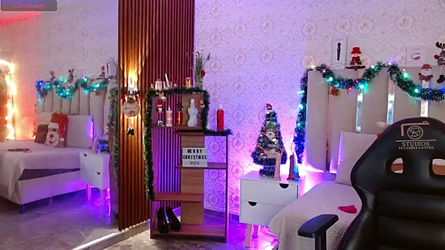 Daphnne tay online show from November 2025 03:42:02 AM